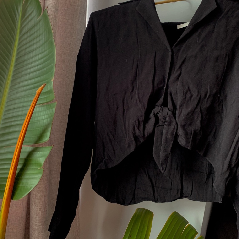 Wilfred Free Cropped black long sleeve